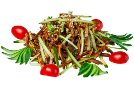Свиные ушки с овощами