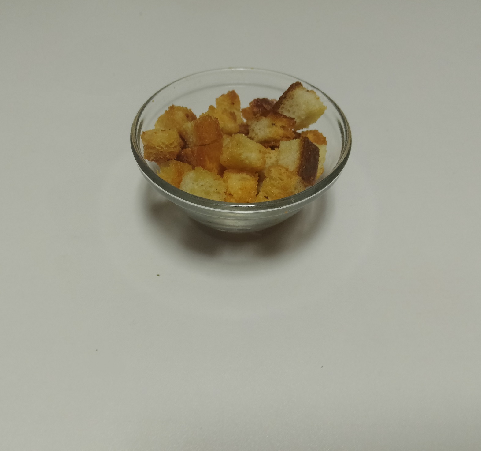 Сухарики чесночные