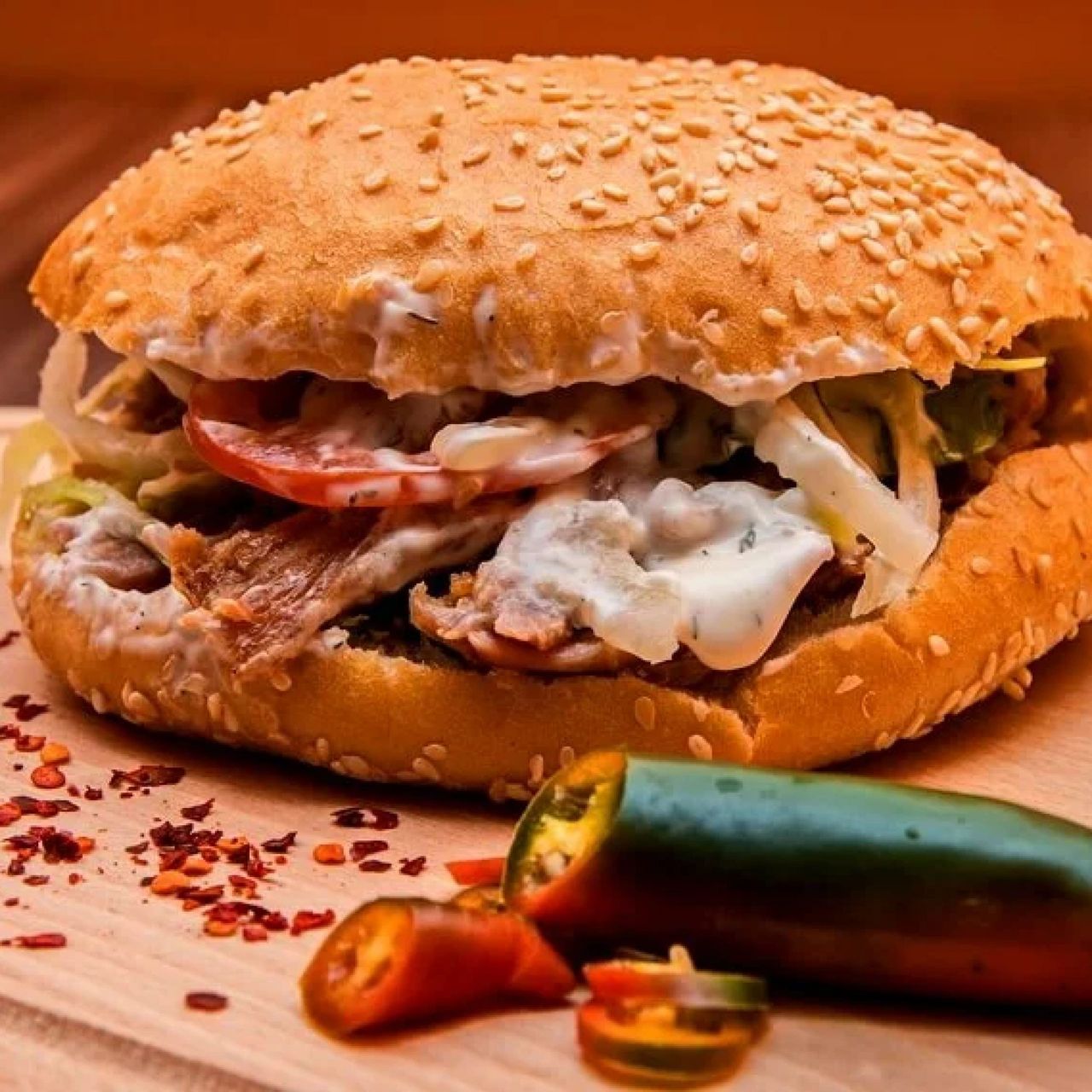 Донер в булке из курицы