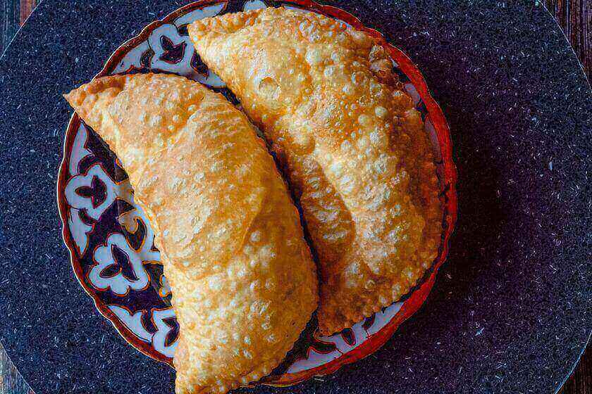 Чебуреки с зеленью и сыром