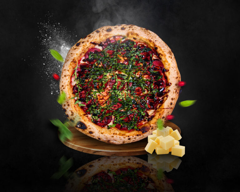 Пицца пеперони с руколой