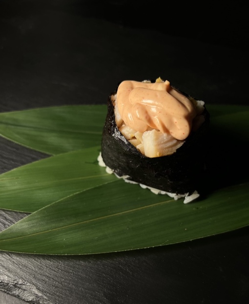 Гункан с курицей