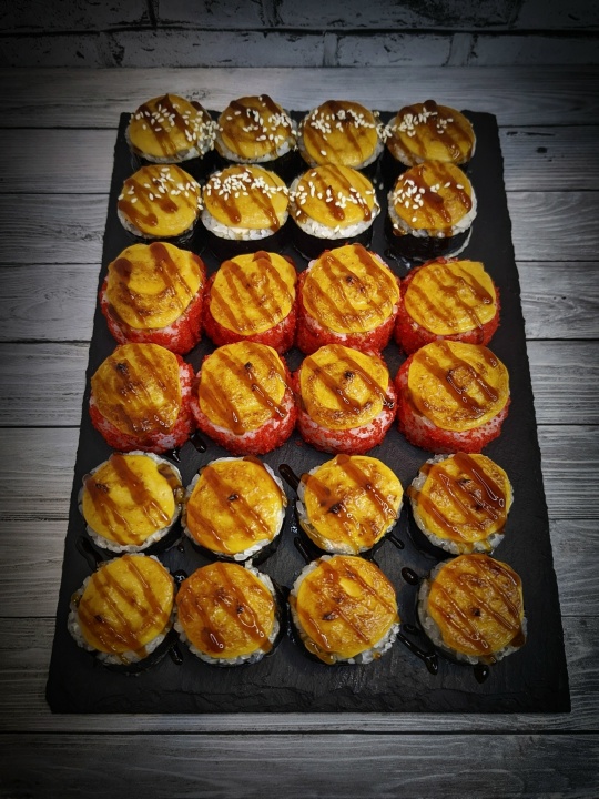 Сет «Запеченный Трио» 24 шт