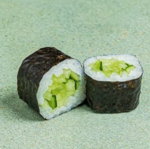Хосомаки с огурцом