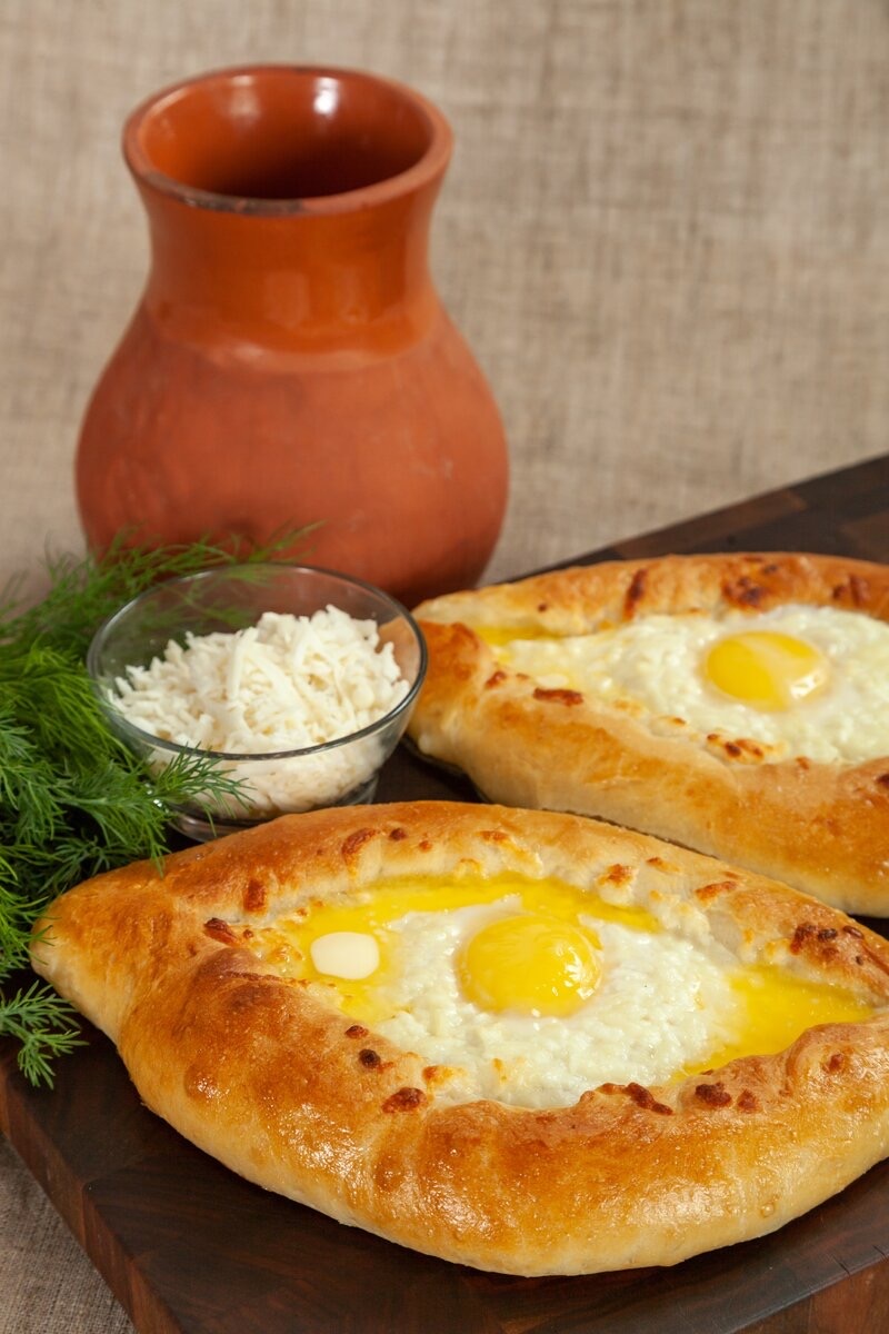 Хачапури по-аджарски