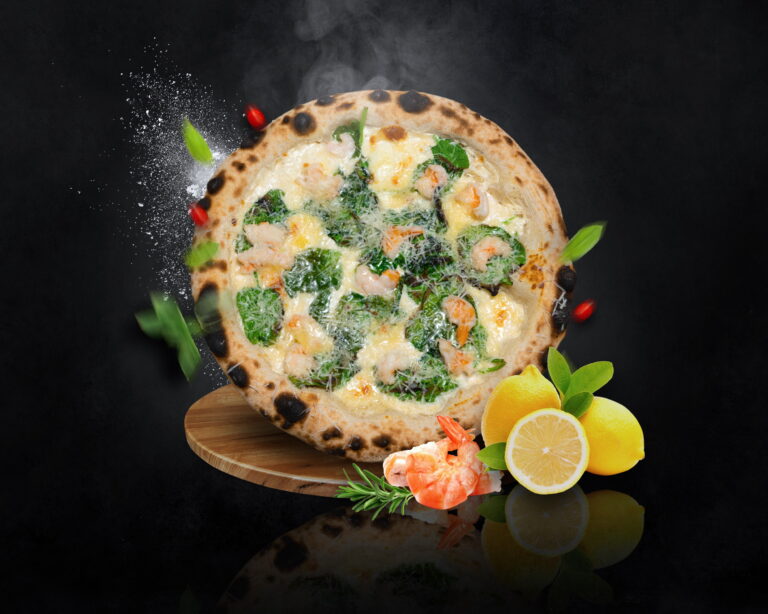 Пицца с креветками и шпинатом