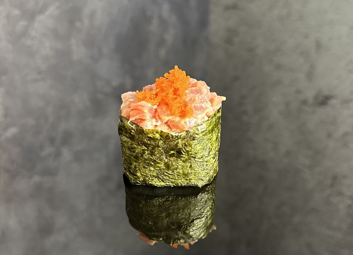 Гункан с тунцом