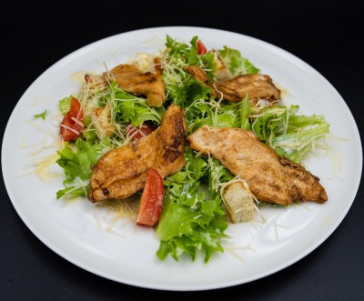 Цезарь с курицей
