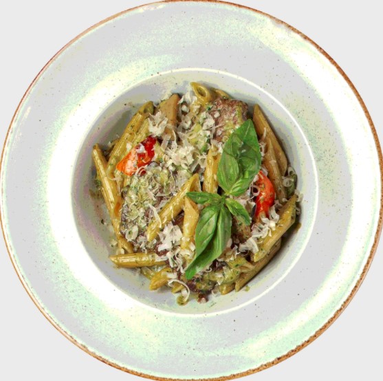 Пенне с говядиной и овощами