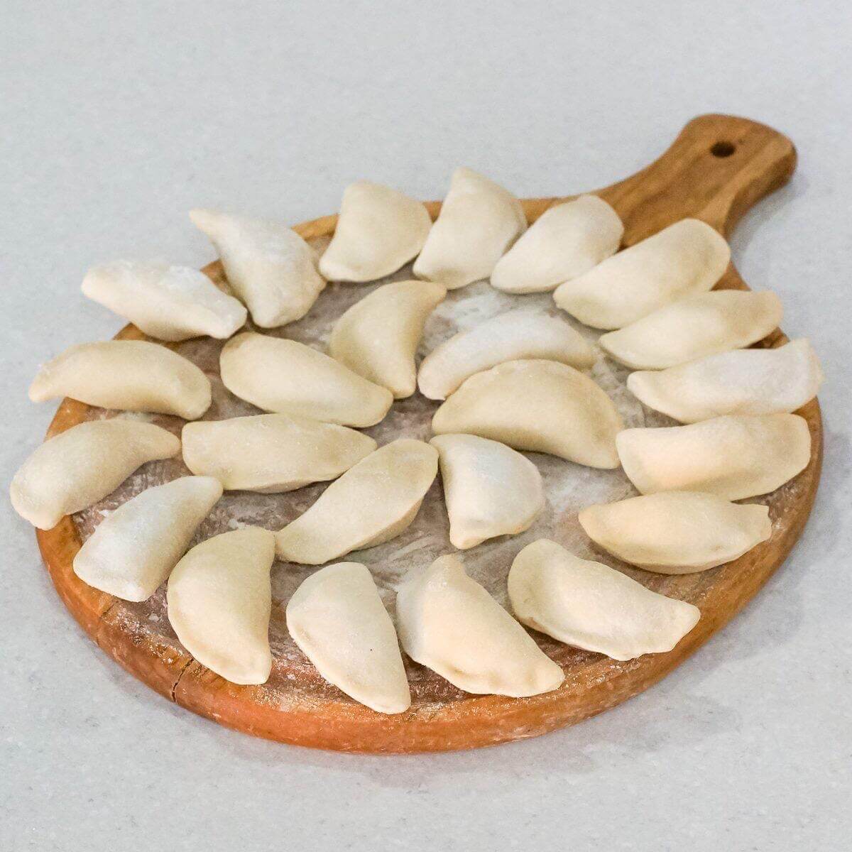 Вареники мясо-капустные