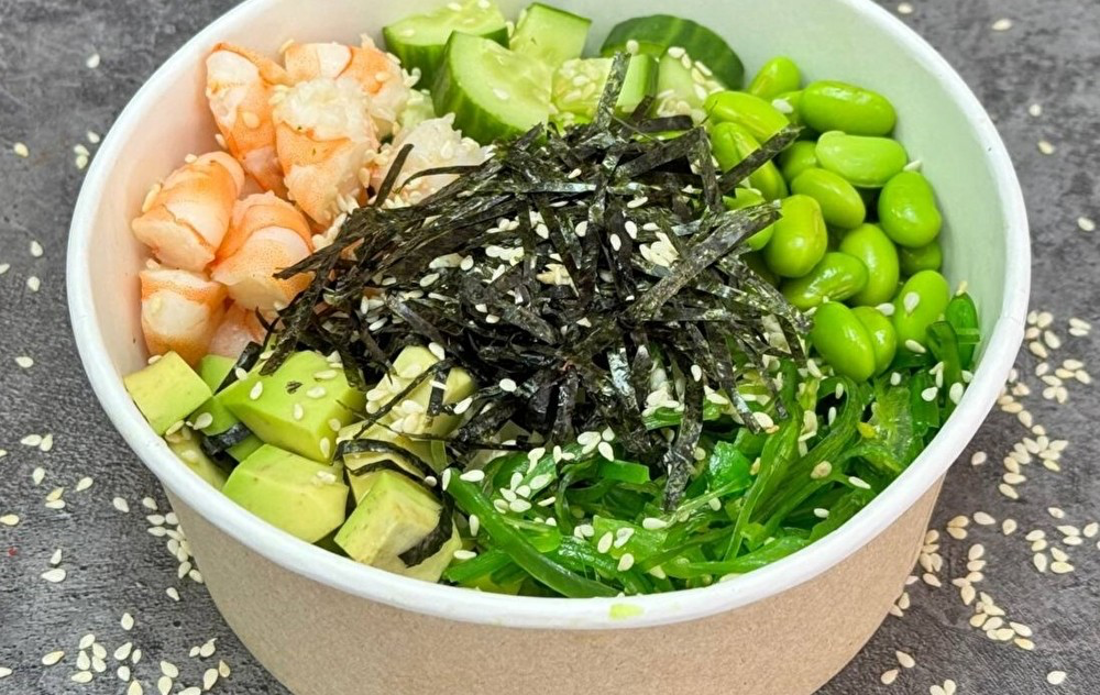 Поке с креветкой (соус ореховый)