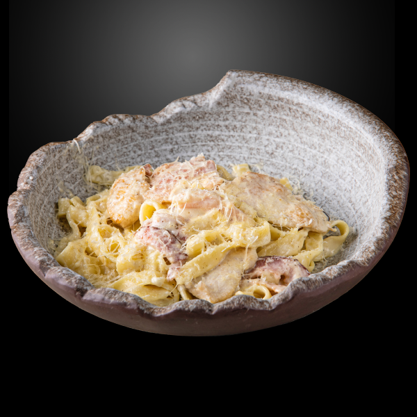 Фетучини с беконом и грибами
