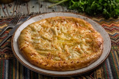 Балкарский хычин с сыром