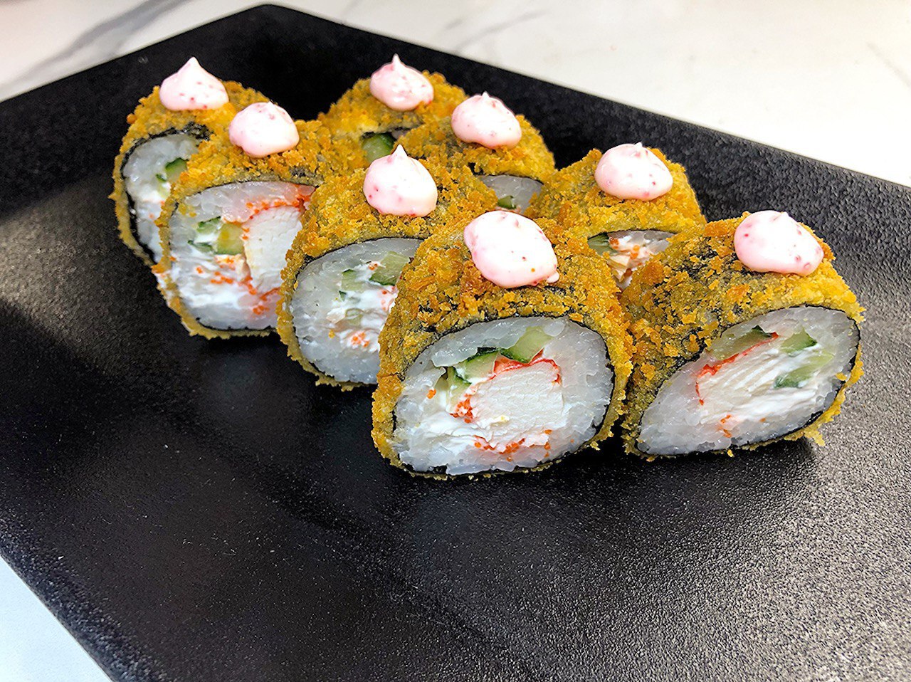 Ролл Окато с крабом