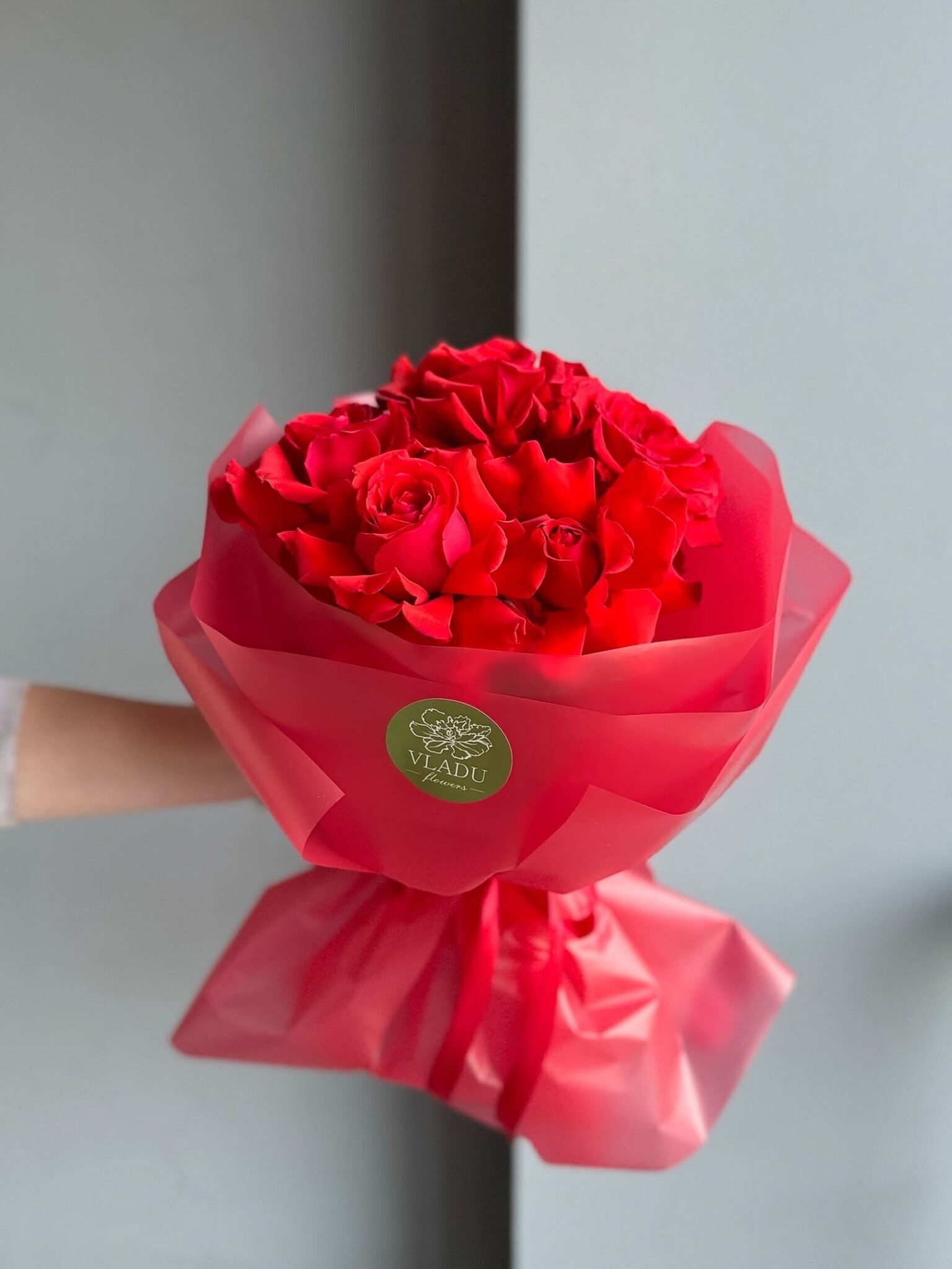 Букет красных французских роз