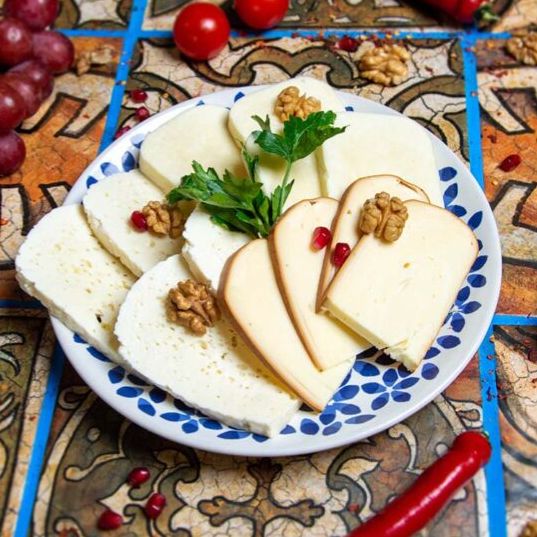 Сырная тарелка грузинская