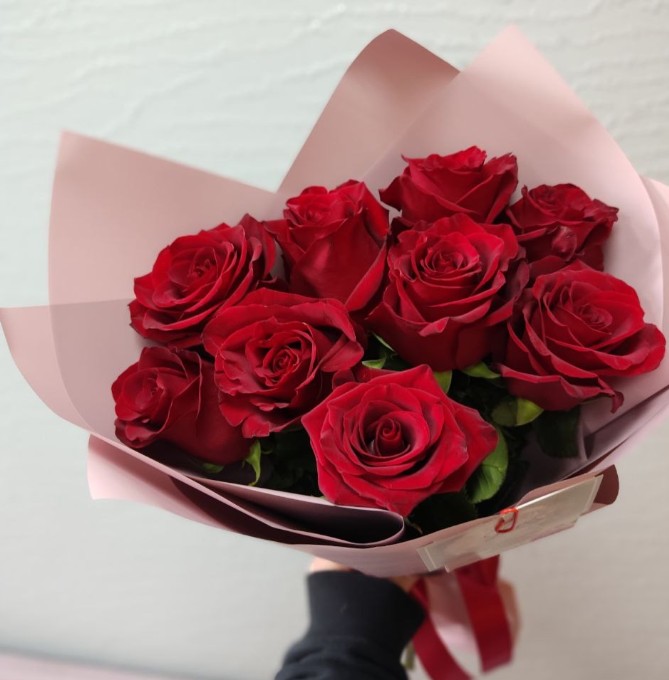 Букет роз 9 шт