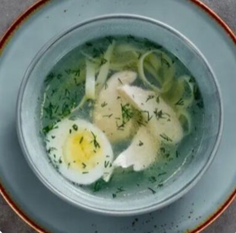 Куриный домашний суп с лапшой