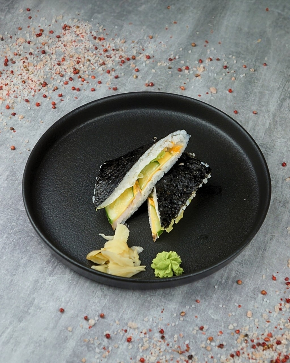 *Сэндвич ролл  с  копченой курицей