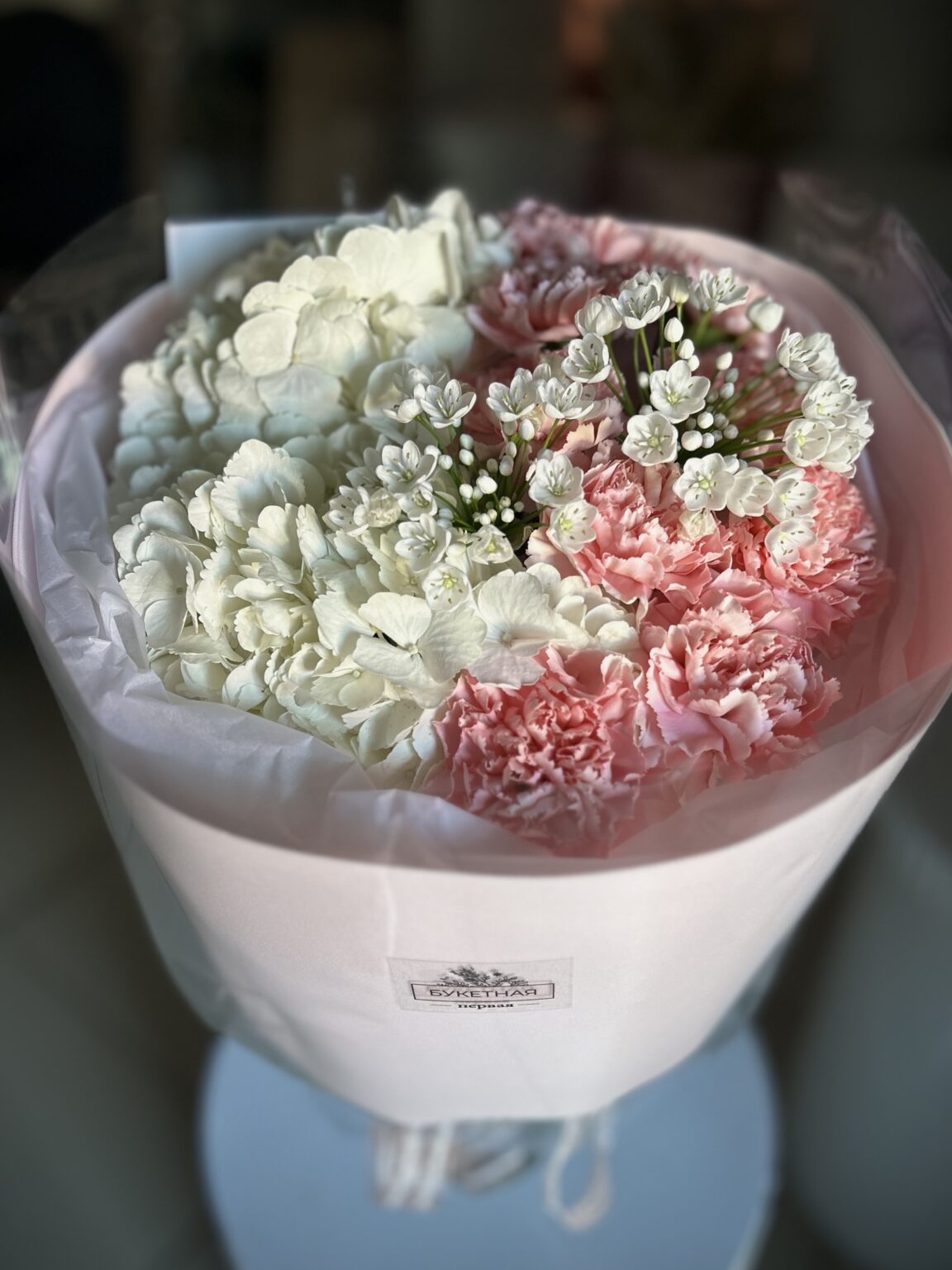 Яркая нежность