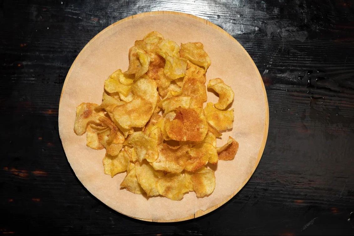 Картофельные чипсы