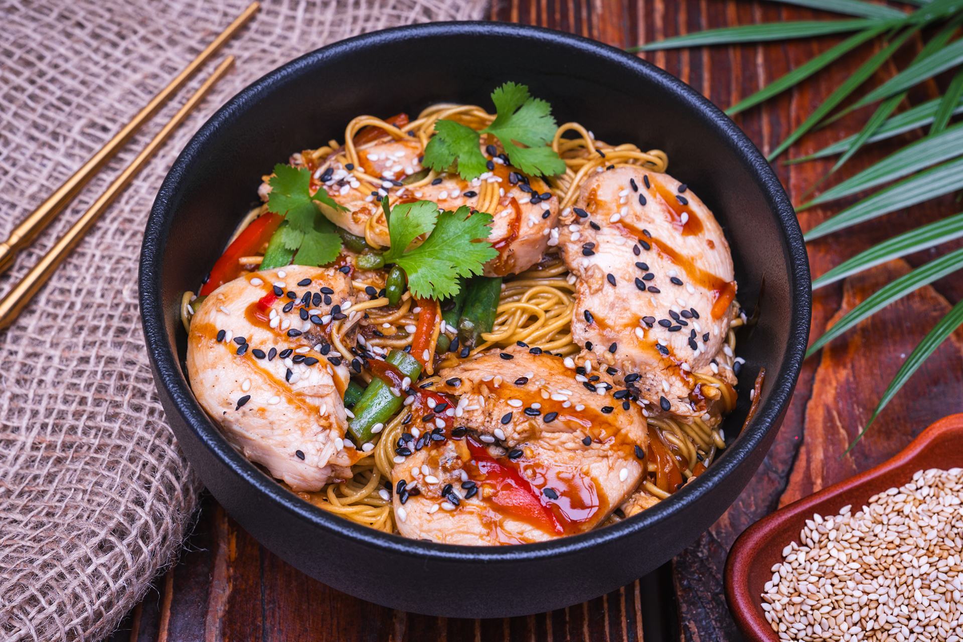 Вок с курицей