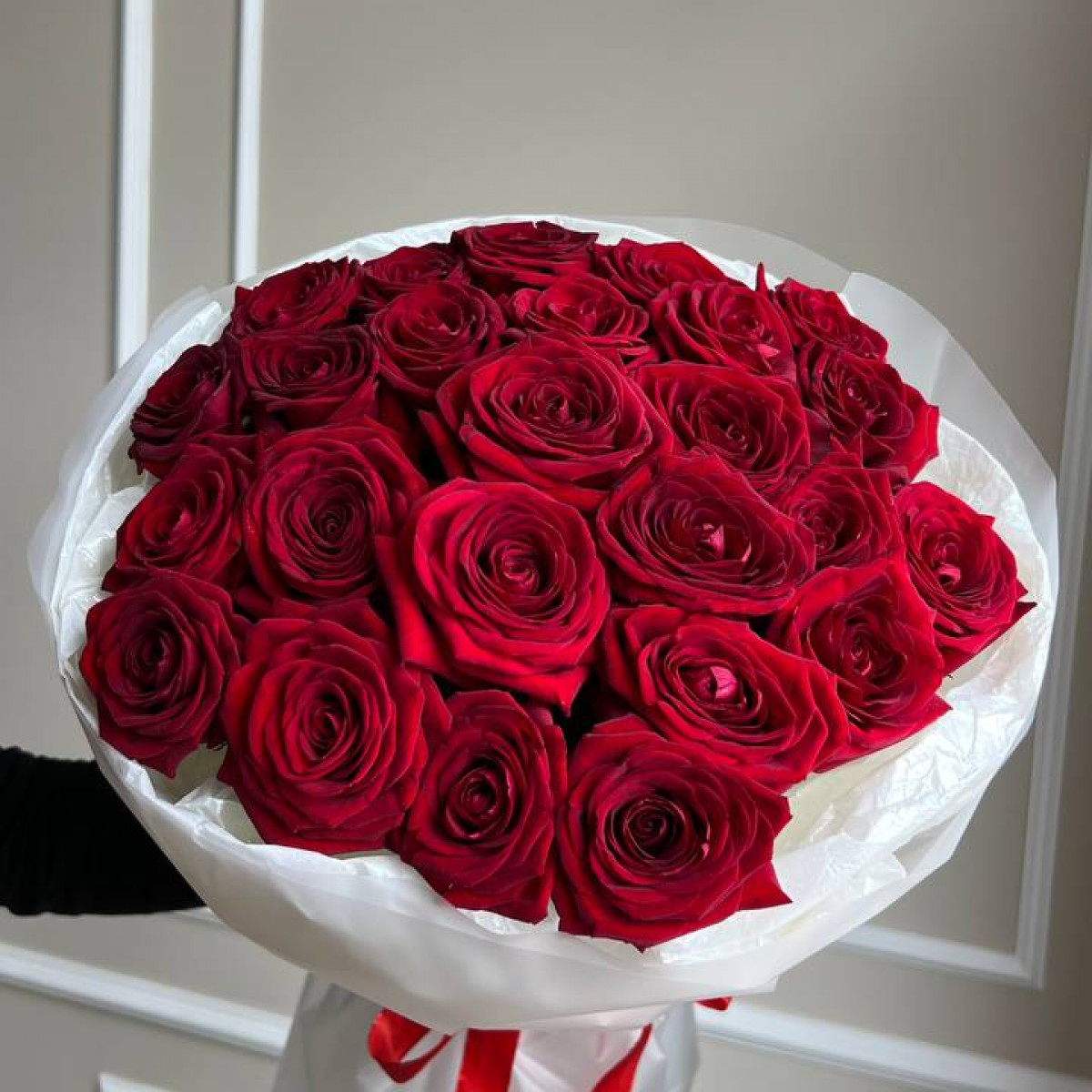 Моно букет из 25 роз 20 (предзаказ)