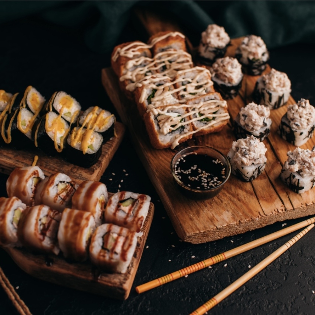 Айсай (Гор Цезарь, Кани Изумидай,ИкаЦезарь, Тоторо)