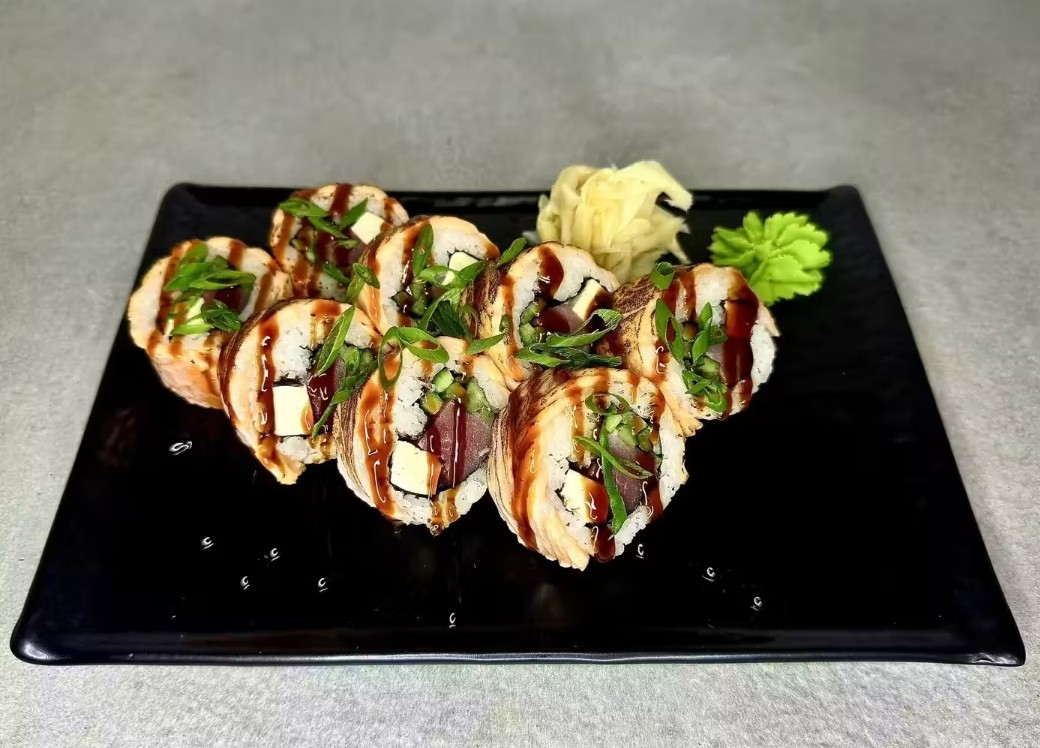 Тайга с опаленным лососем