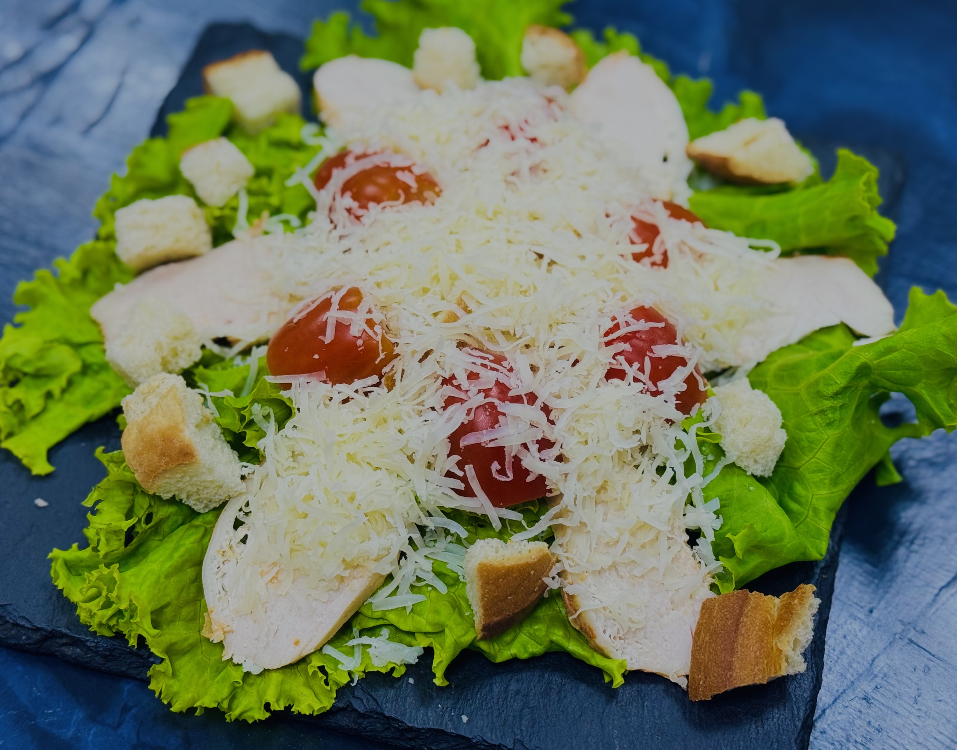 Цезарь с курицей