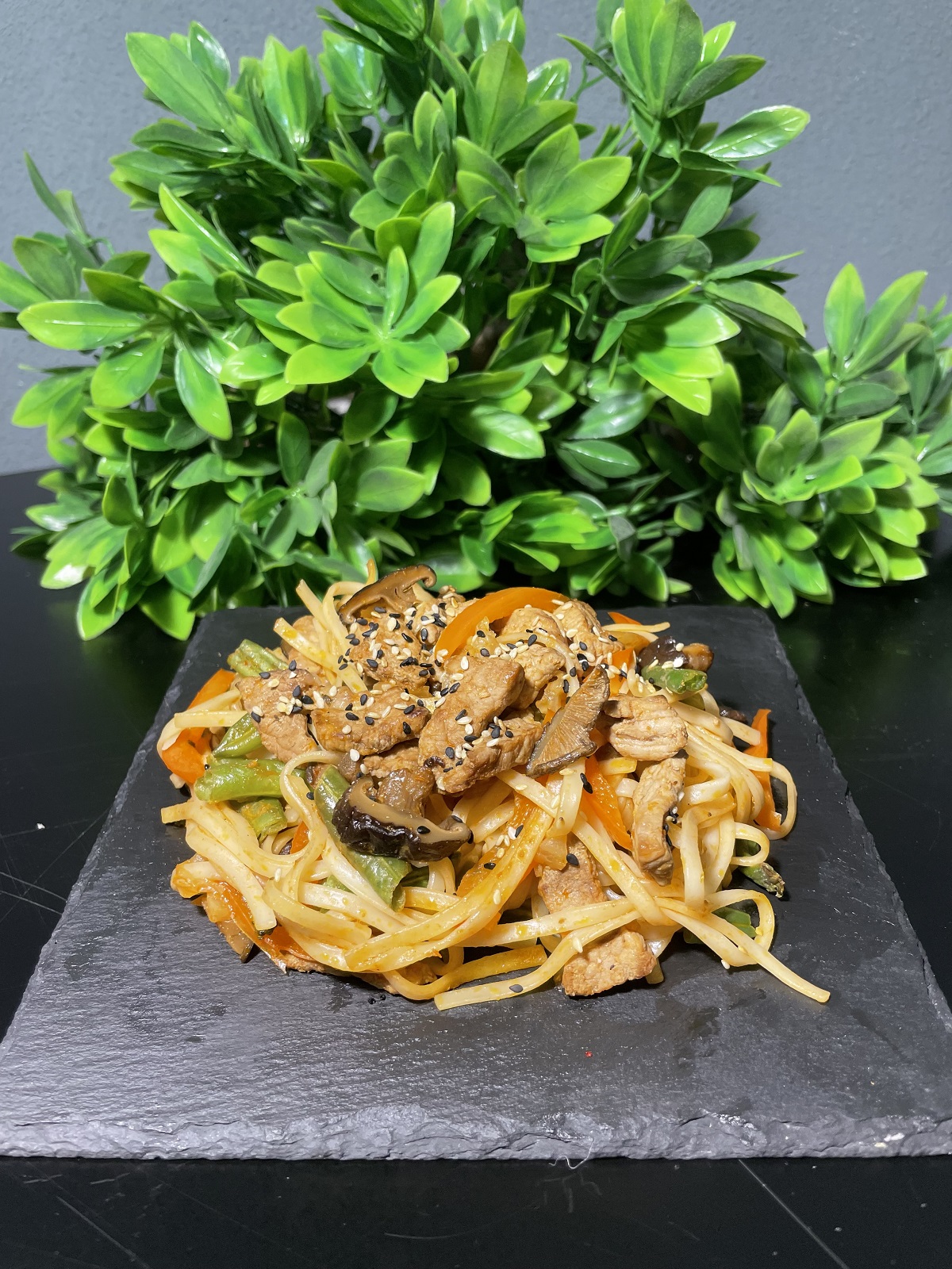 Wok курица терияки