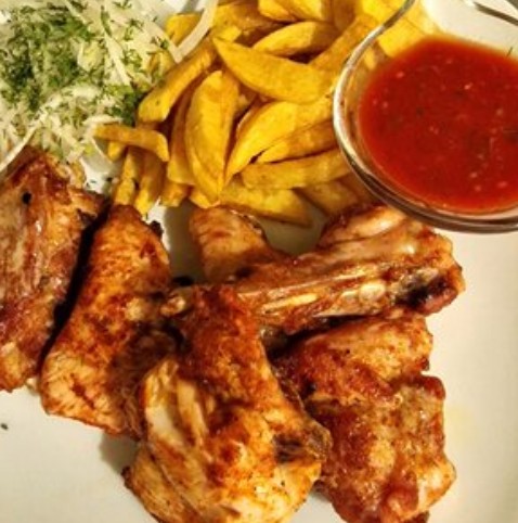 Жареная курица с картошкой Фри