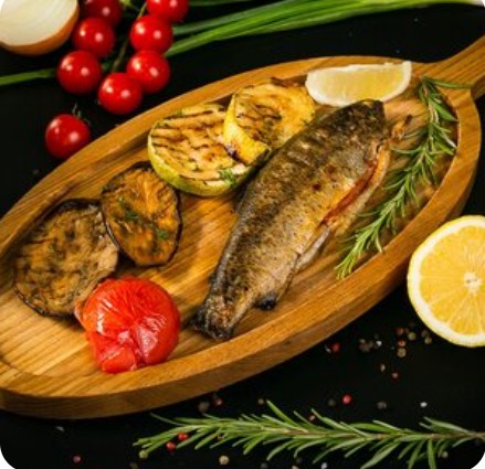 Форель радужная с овощами