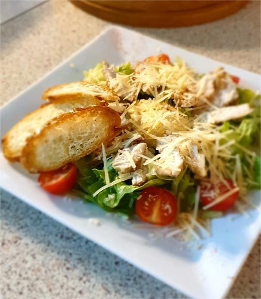 Цезарь с куриной грудкой