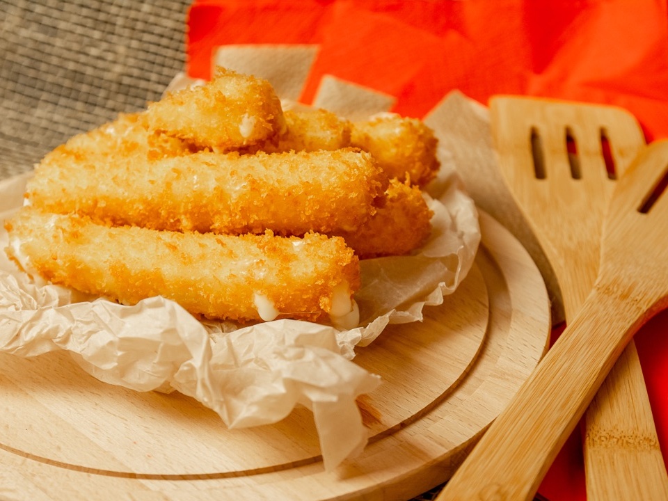 Стрипсы сырные с сыром моцарелла