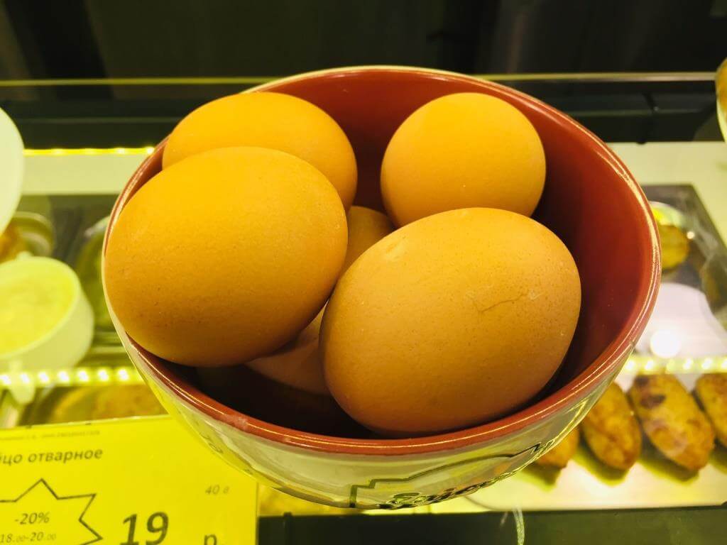 Яйцо отварное