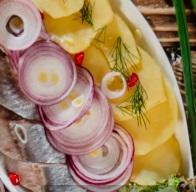 Сельдь с ароматным картофелем