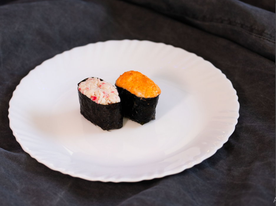 Гункан с крабом запечённый