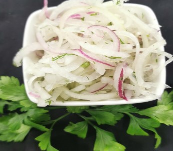 Лук маринованный