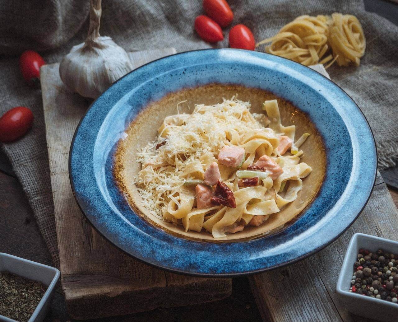Паста с форелью