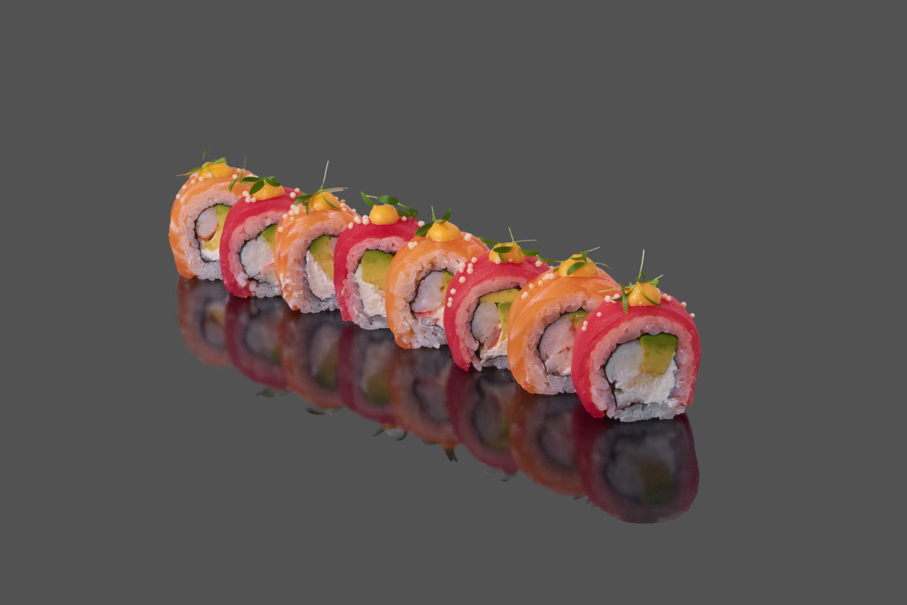 Ролл тунец лосось