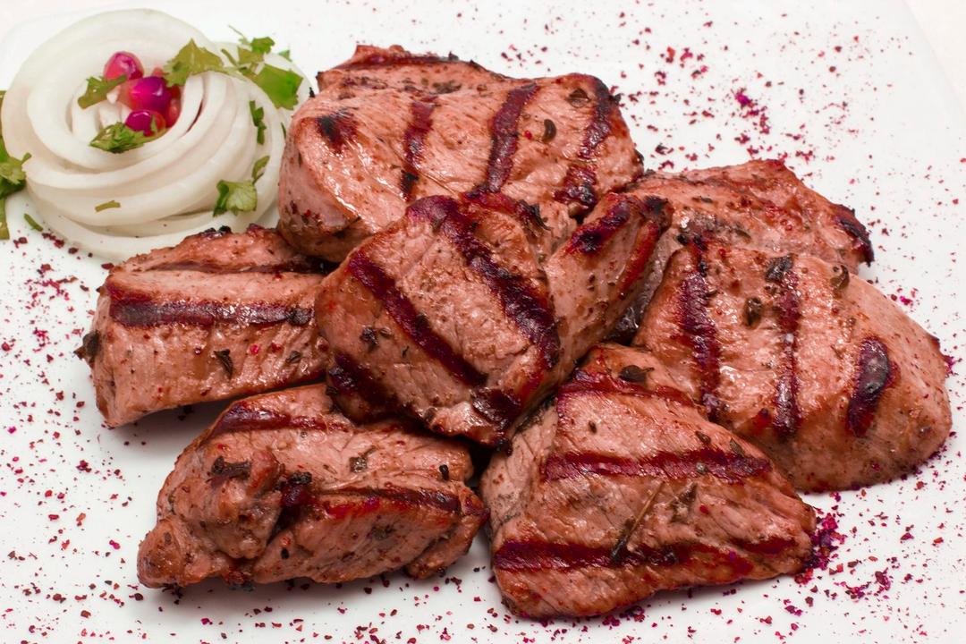 Шашлык из свинины без кости 1 кг