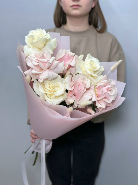 Букет с французскими розами «Сливки»