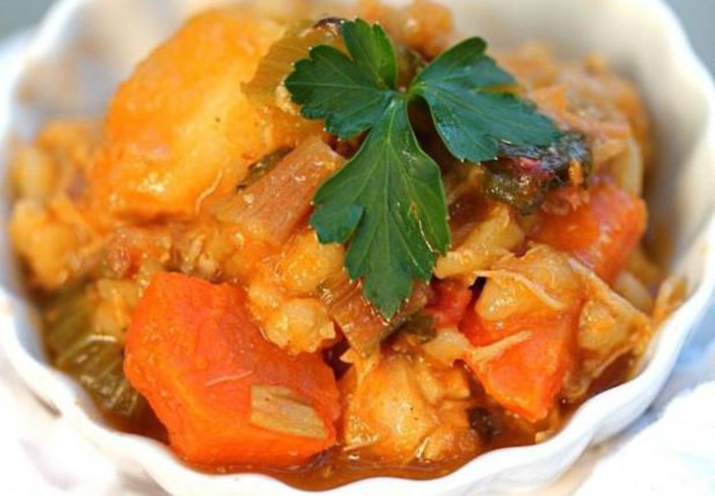 Рагу овощное с курицей