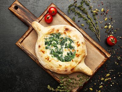 Лодочка с сыром и зеленью