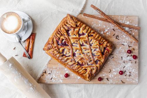 Постный пирог с вишней