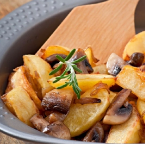Картофель жареный с грибами