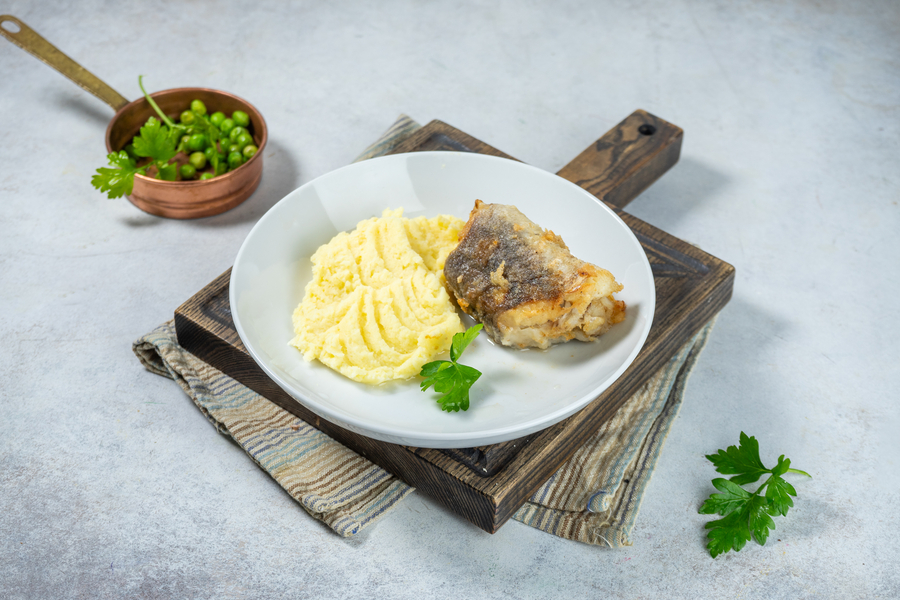 Картофельное пюре + Хек жареный