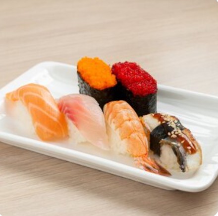 Суши с угрём