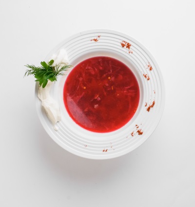 Красный борщ из говядины